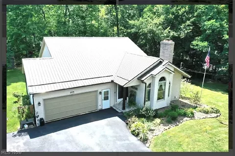 44091 Columbiana Waterford Rd, Columbiana, OH 44408