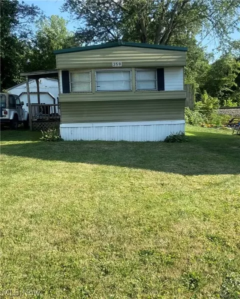 359 E Clark St, East Palestine, OH 44413