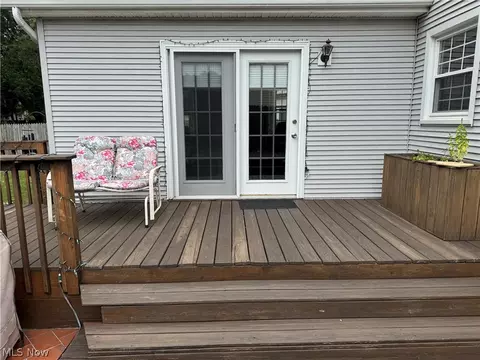 445 Melbourne Ave, Boardman, OH 44512 photo 2