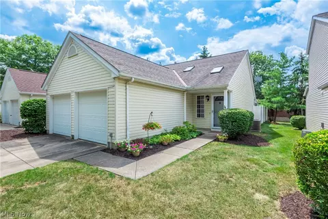 20729 Autumn Oval, Strongsville, OH 44149