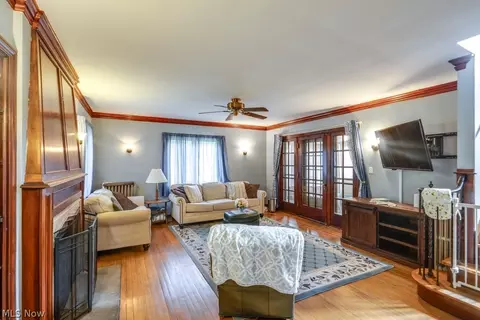 267 E 271st St, Euclid, OH 44132 photo 8