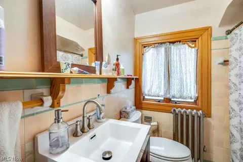 267 E 271st St, Euclid, OH 44132 photo 16