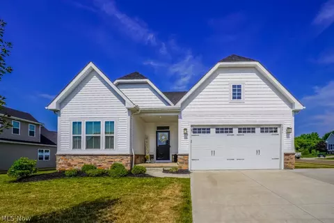 6841 Graceway Cir NE, Canton, OH 44721