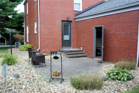 Exterior - 331 Ewing Rd, Boardman, OH 44512 photo 4 of 5