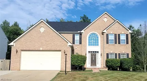 7322 Meadow Brooke Way, Northfield Center, OH 44067