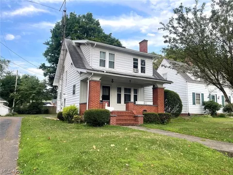 1049 Yale Ave NE, Massillon, OH 44646