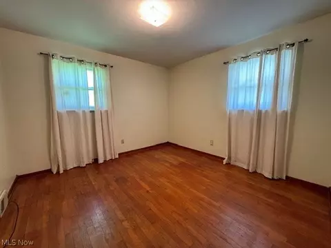 Bedroom - 731 E Waterloo Rd, Akron, OH 44306 photo 2 of 3
