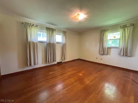 Bedroom - 731 E Waterloo Rd, Akron, OH 44306 photo 1 of 3