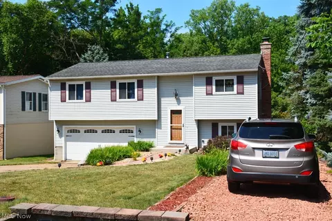 Exterior - 2546 Ash Rd, Willoughby, OH 44094 photo 2 of 6