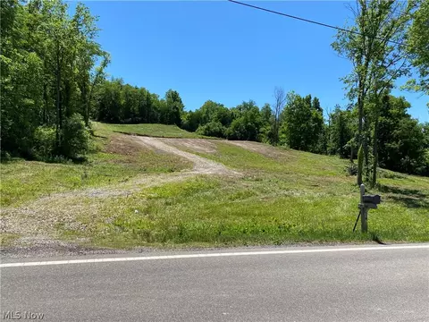 19228 Leatherwood Rd, Salesville, OH 43778