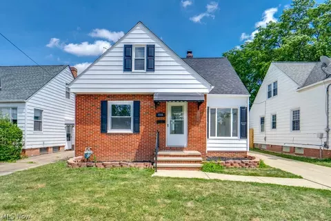 6145 W 54th St, Cleveland, OH 44129