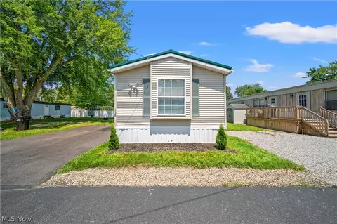 138 Marilyn Dr, Madison, OH 44057