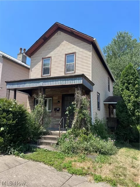 520 Bennett St, Bridgeport, OH 43912