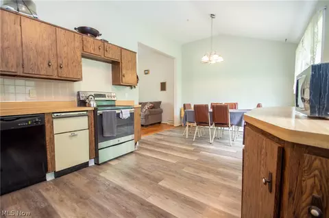 2675 Alan Dr, Willoughby Hills, OH 44092 photo 26