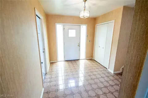 2675 Alan Dr, Willoughby Hills, OH 44092 photo 16