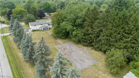 2675 Alan Dr, Willoughby Hills, OH 44092 photo 9