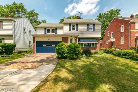 4517 Mackall Rd, Cleveland, OH 44121