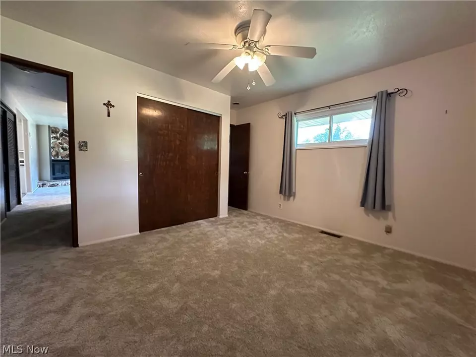 Bedroom - 1447 Roseland Dr, Macedonia, OH 44056 photo 5 of 10