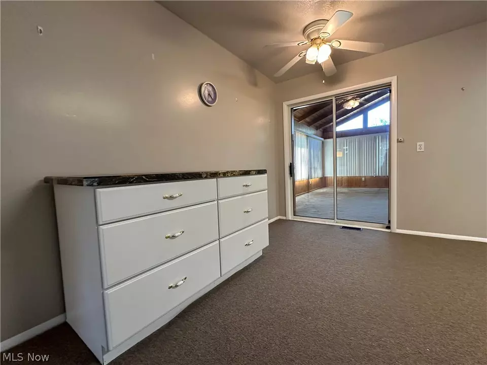 Bedroom - 1447 Roseland Dr, Macedonia, OH 44056 photo 1 of 10