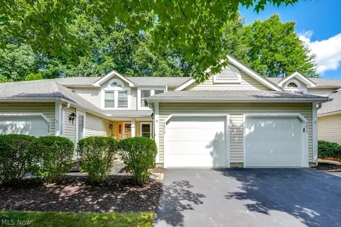 2876 Heatherwood Ct, Stow, OH 44224