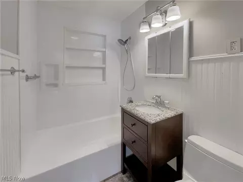Bath - 276 Dowd Rd, Elyria, OH 44035 photo 2 of 2