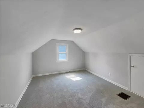 Bedroom - 276 Dowd Rd, Elyria, OH 44035 photo 4 of 4