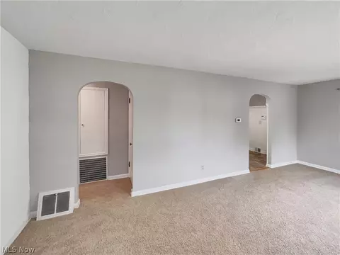 Entry Way - 276 Dowd Rd, Elyria, OH 44035 photo 1 of 1