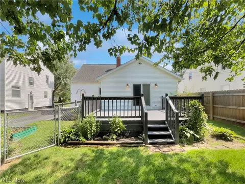 Exterior - 276 Dowd Rd, Elyria, OH 44035 photo 4 of 4