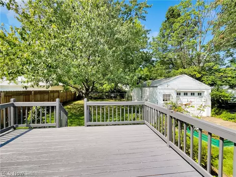 Exterior - 276 Dowd Rd, Elyria, OH 44035 photo 3 of 4