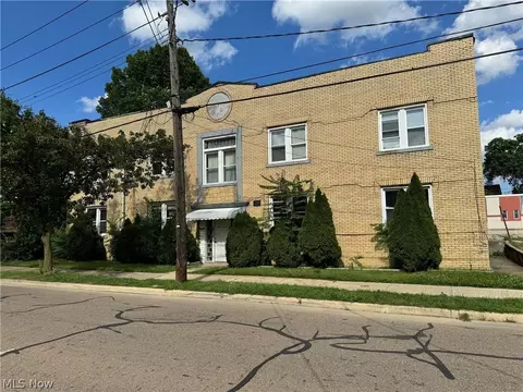 465 Grace Ave, Akron, OH 44320