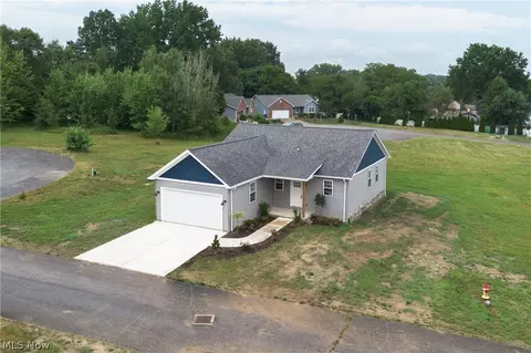 12 Gustav Cir, Struthers, OH 44471 photo 10