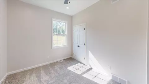 12 Gustav Cir, Struthers, OH 44471 photo 24