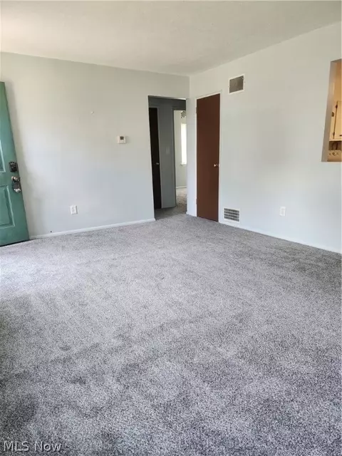 Living - 138 Seneca Ave, Elyria, OH 44035 photo 5 of 5