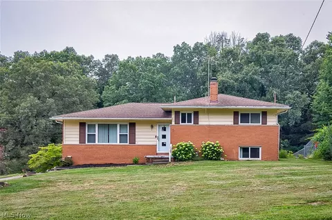 1357 S Polen Ave, Mogadore, OH 44260