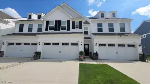 855 Dipper Ln # -4, Aurora, OH 44202