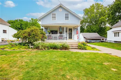 2209 Savoy Ave, Akron, OH 44305