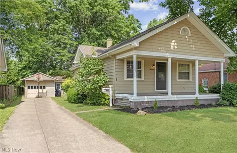 4000 W 224th St, Fairview Park, OH 44126