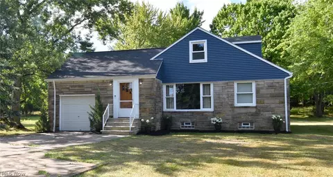 1496 E Wallings Rd, Broadview Heights, OH 44147