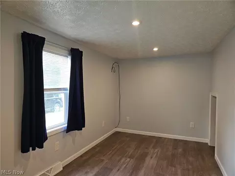 2365 Eschtruth St, Elyria, OH 44035 photo 14