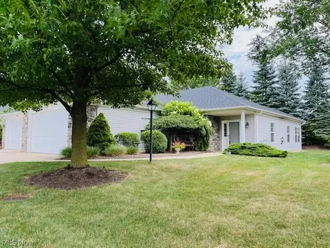 3092 Whitewood St NW, North Canton, OH 44720