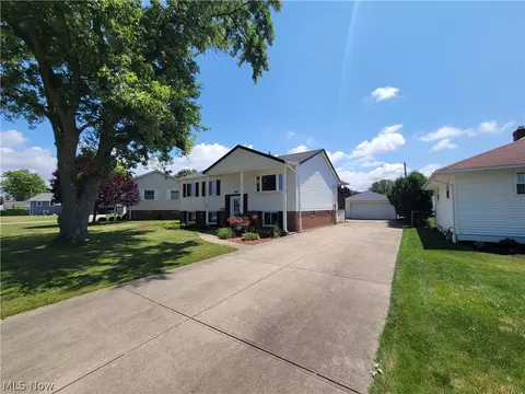 33886 Stevens Blvd, Eastlake, OH 44095
