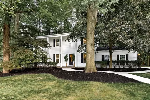 696 Chalfonte, Warren, OH 44484