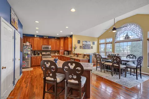 113 Boulder Dr, Berea, OH 44017 photo 9