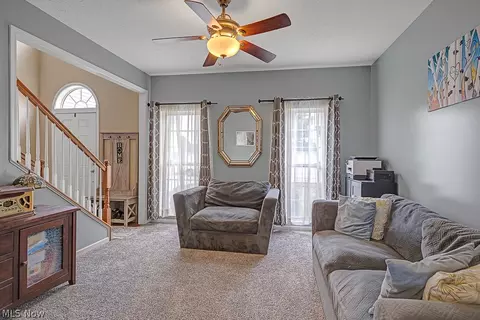 113 Boulder Dr, Berea, OH 44017 photo 3