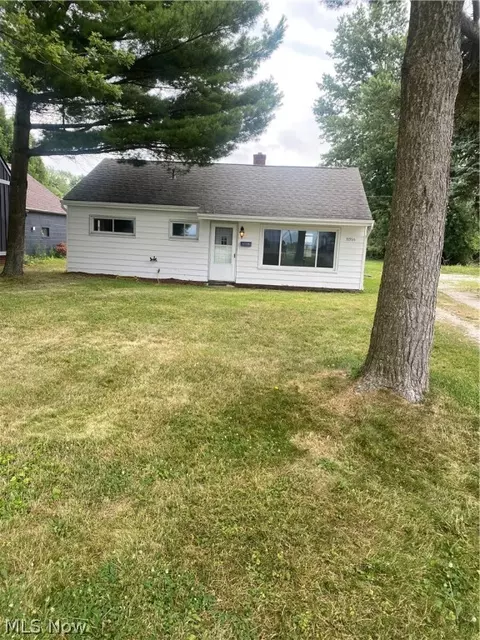 33366 Lake Shore Blvd, Eastlake, OH 44095