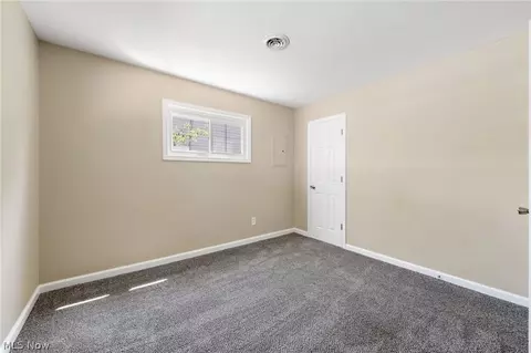 Bedroom - 500 Willow Park Rd, Elyria, OH 44035 photo 11 of 11