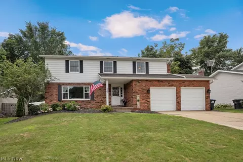 3990 Skyview Dr, Brunswick, OH 44212