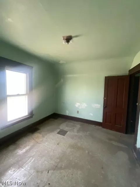 1663 E 33rd St, Lorain, OH 44055 photo 18