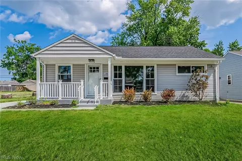 13808 Leroy Ave, Cleveland, OH 44135