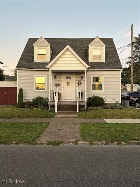 510 S 6th St, Coshocton, OH 43812
